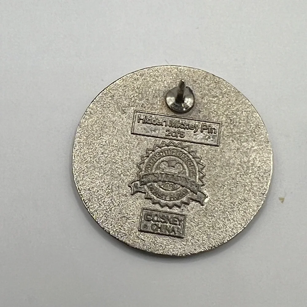 Disney Trading Pin Round‎ White Blue Hidden Mickey Head